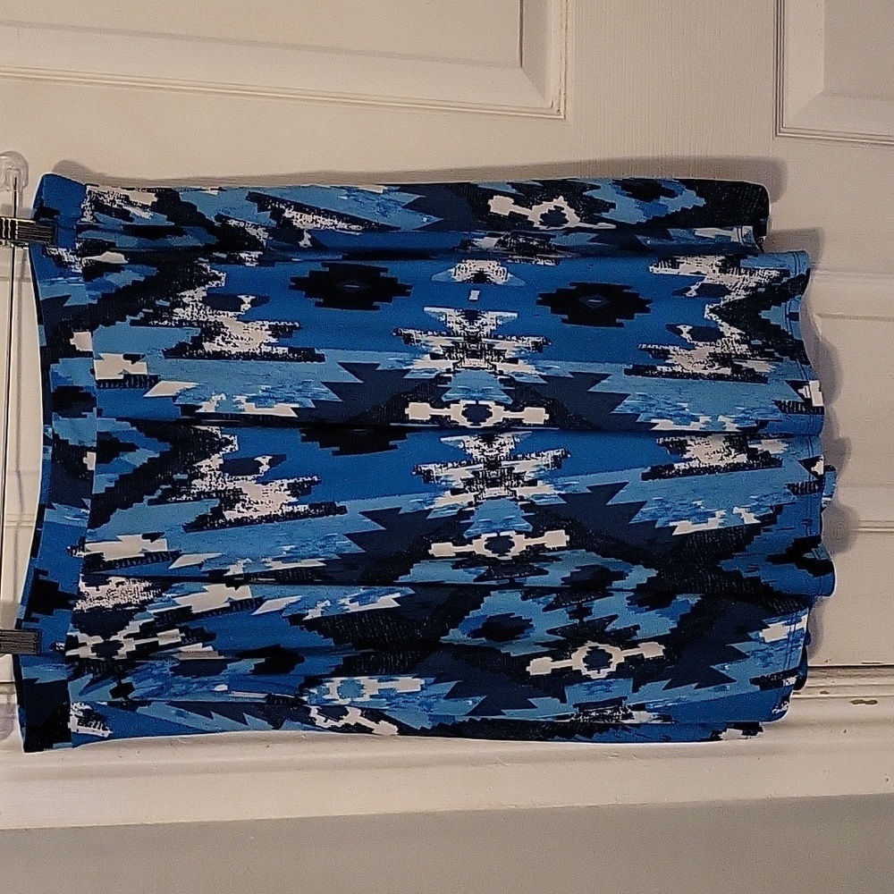 LuLaRoe Blue Black White Geo Print Skirt